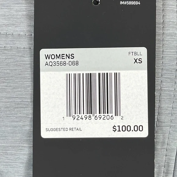 Nike Active Vest - Picture 9 of 9